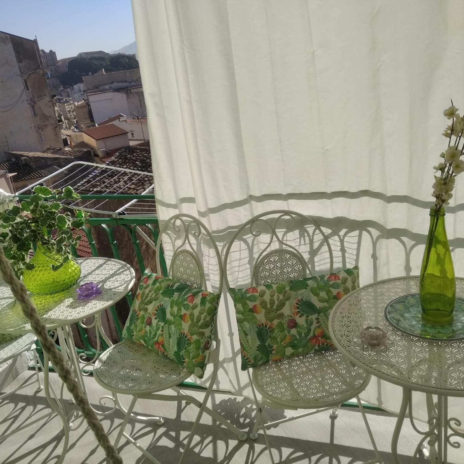 Casa Amari Alla Zisa Hostel Palermo Buitenkant foto