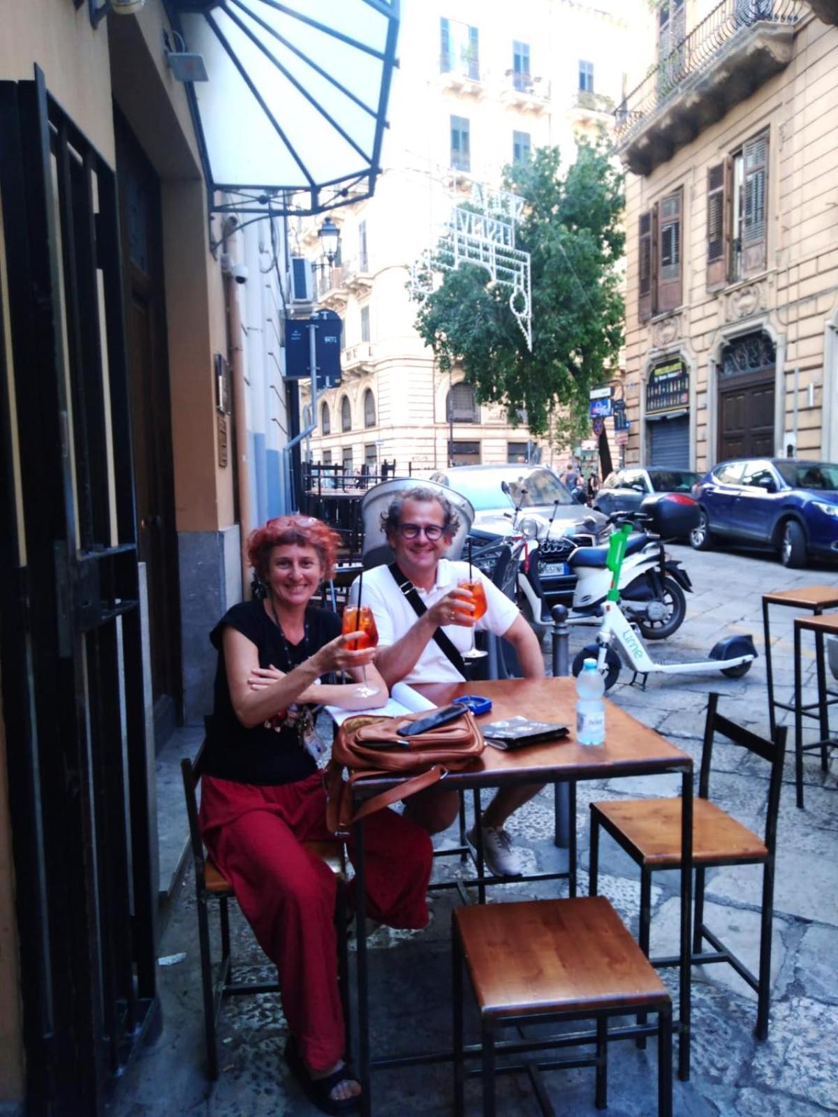 Casa Amari Alla Zisa Hostel Palermo Buitenkant foto